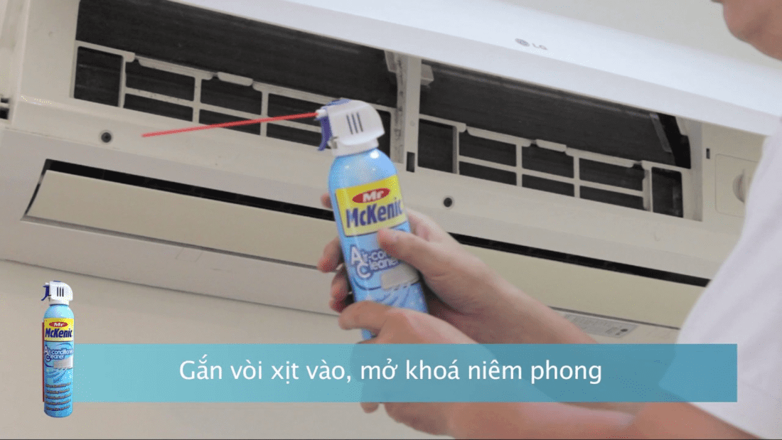 Chai xịt vệ sinh máy lạnh có thẻ giúp cho bạn có thể tự vệ sinh cho chiếc máy lạnh của mình một cách nhanh chóng